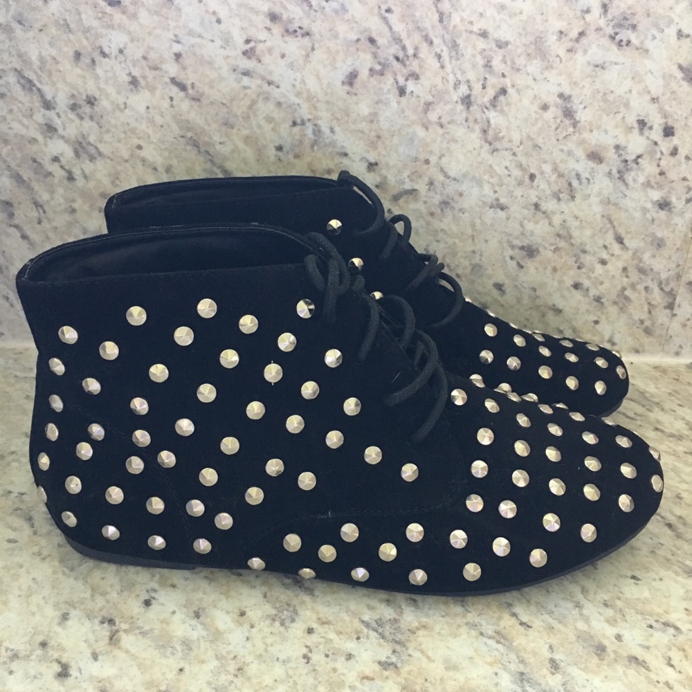 ‼️SALE‼️Studded Black Suede Booties: NWOT!
