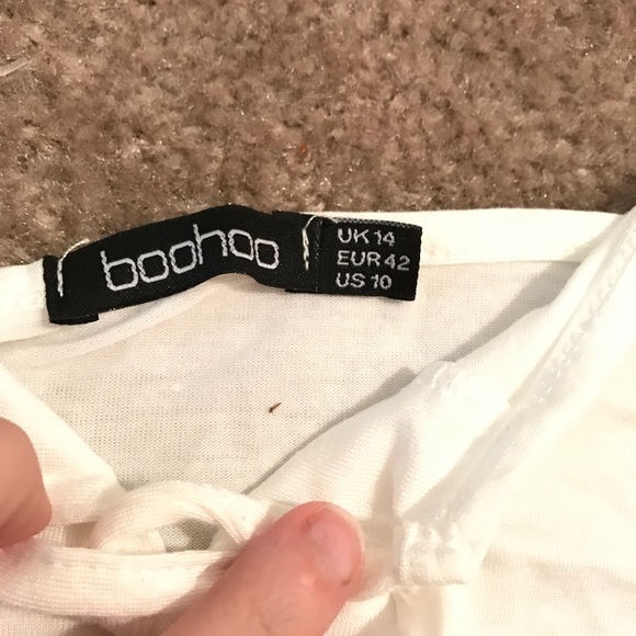 💟Boohoo White Crop Top💟 - Picture 2 of 2