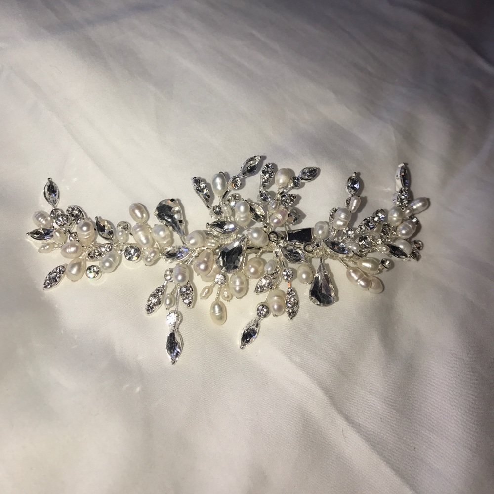 Bridal hair piece