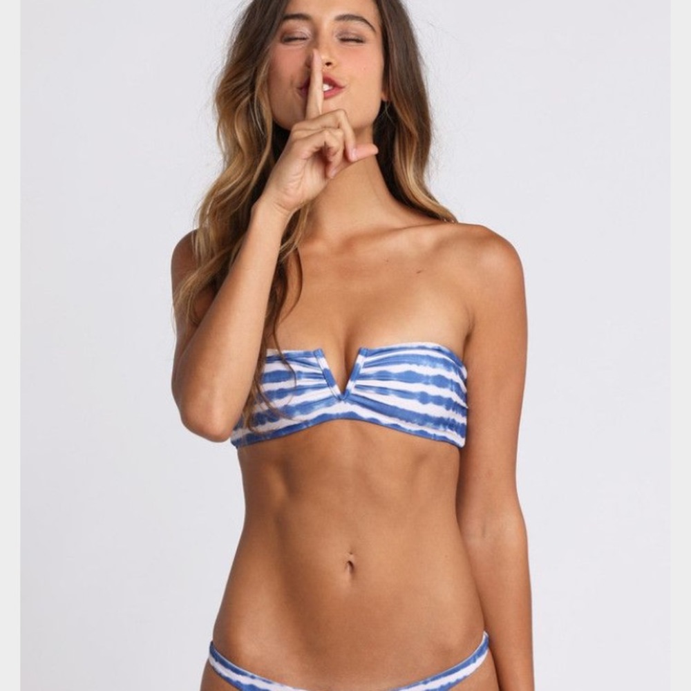 Acacia Pacific Tides Strapless bikini