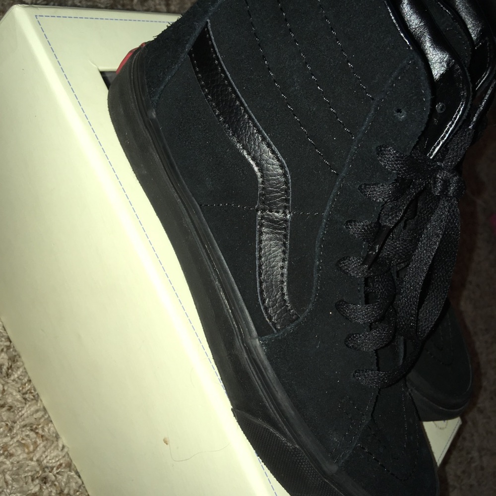 ALL BLACK Vans Sk8 High Tops 📸Kylie Jenner