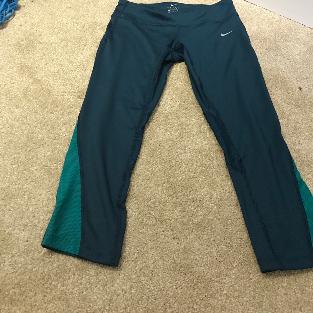 Nike leggings