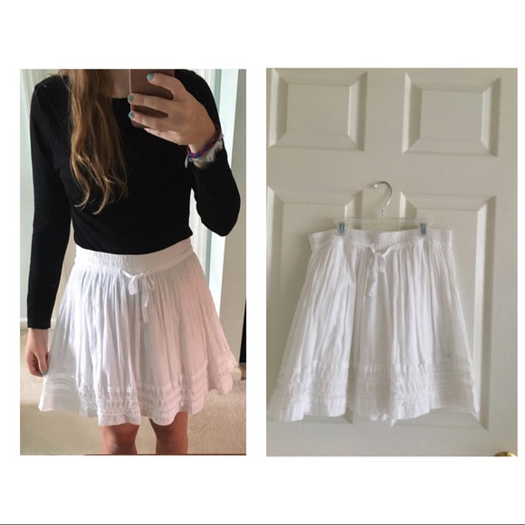 Old Navy Dresses & Skirts - White Flowy Skirt