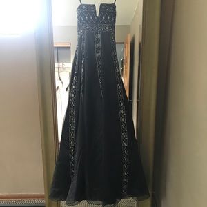 Black Strapless Dress