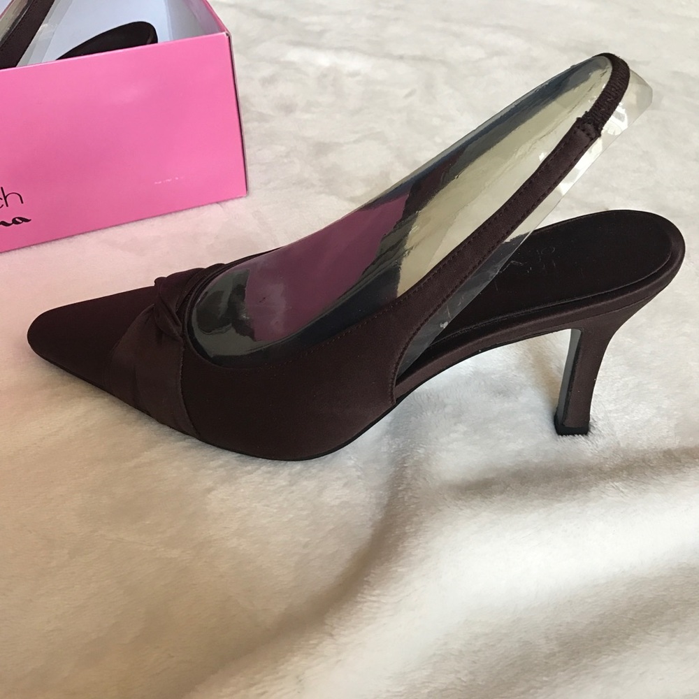 heels - Picture 2 of 3