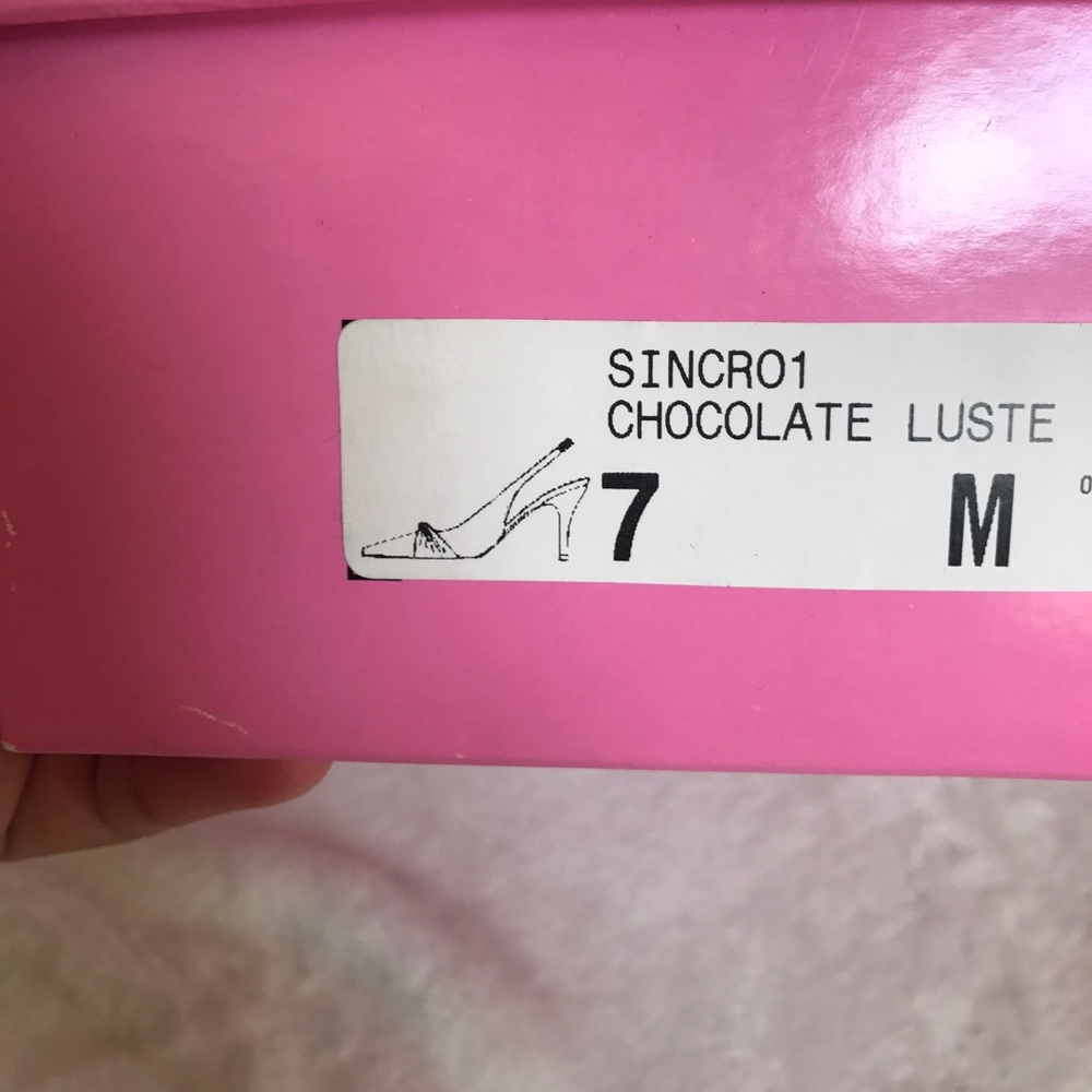 heels - Picture 3 of 3