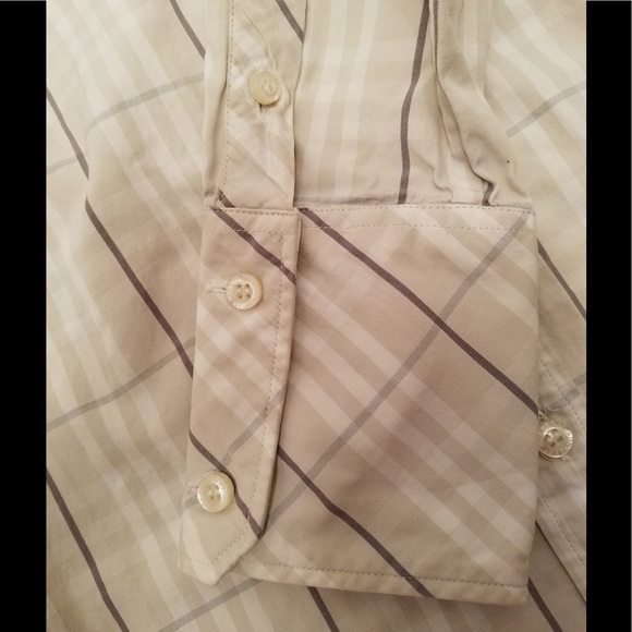 Burberry light nova button down shirt size 38 euro - Picture 8 of 8