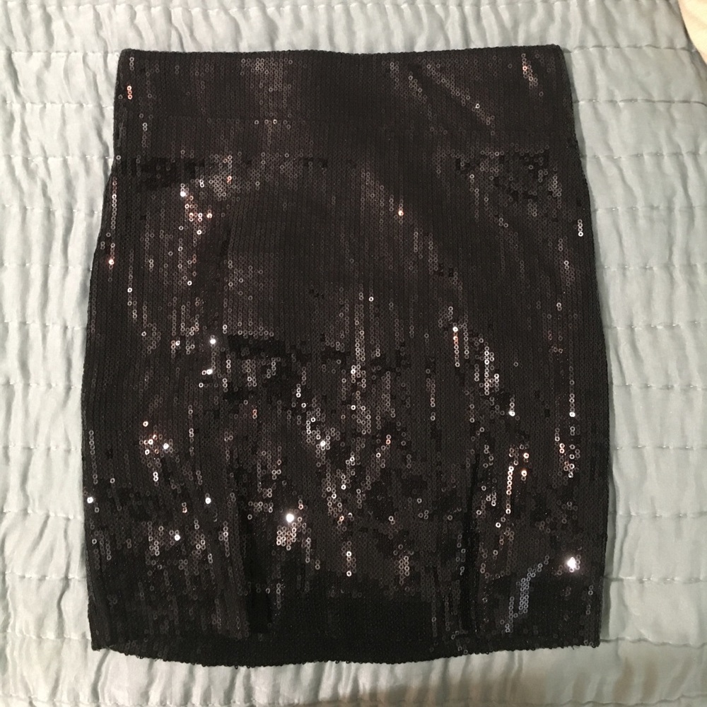 BCBG sequin bodycon skirt