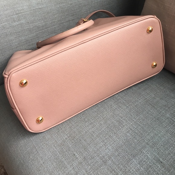 Prada BN1874 Saffiano Lux in Cammeo - Picture 5 of 8