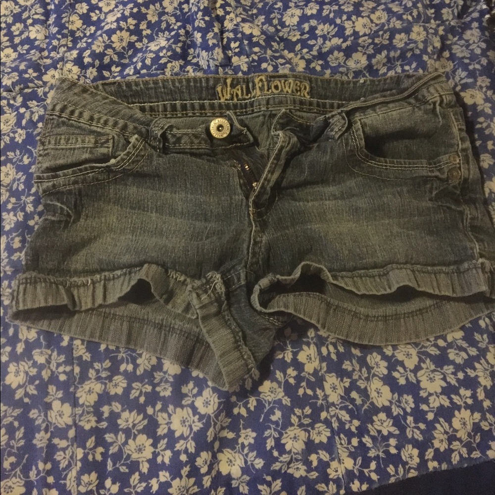Jean shorts! Good condition! Barely worn!