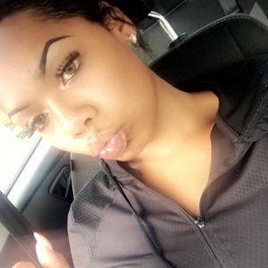 Meet your Posher, Karina