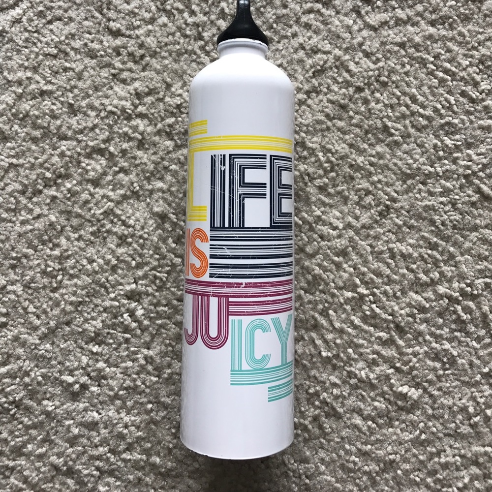 'Life Is Juicy' bottle