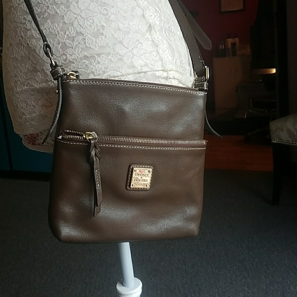 Authentic Dooney & Bourke Crossbody