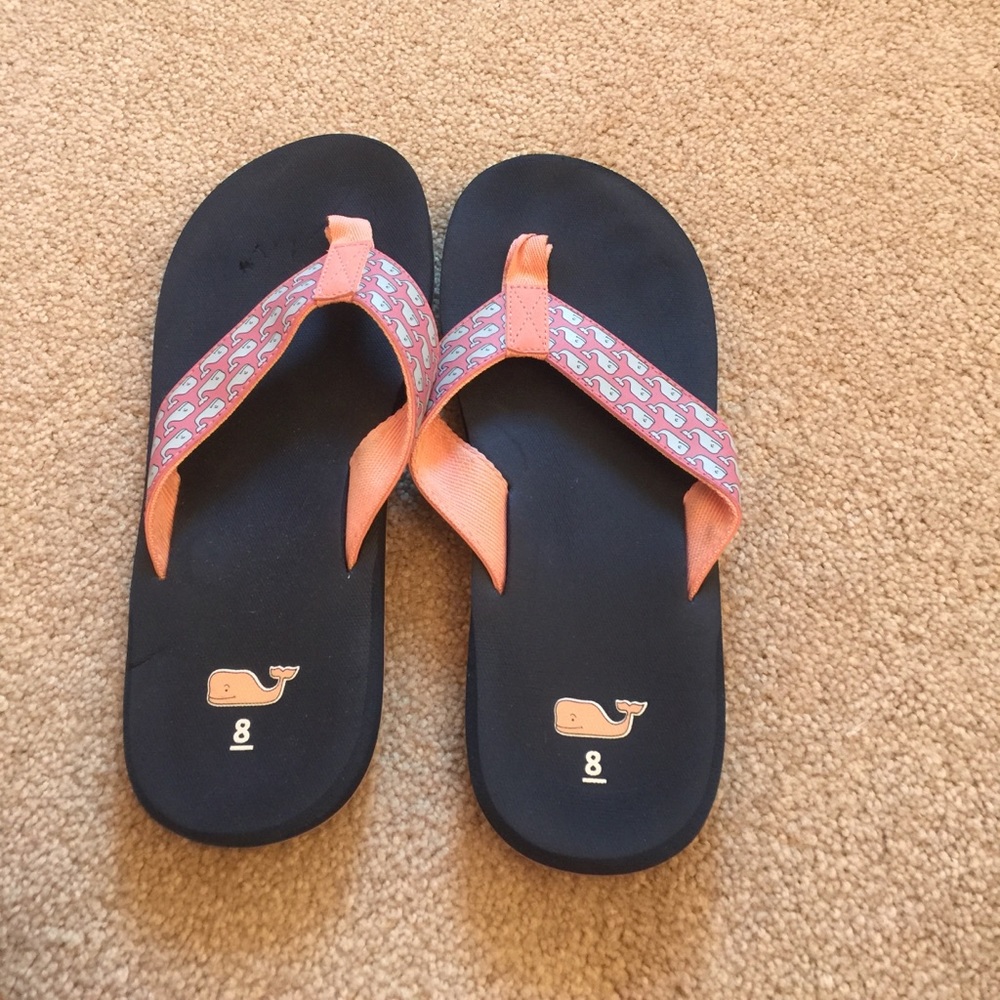 Women's vineyard vines flip flops