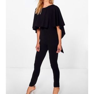 NWT Boohoo Jen Cape Detail Jumpsuit