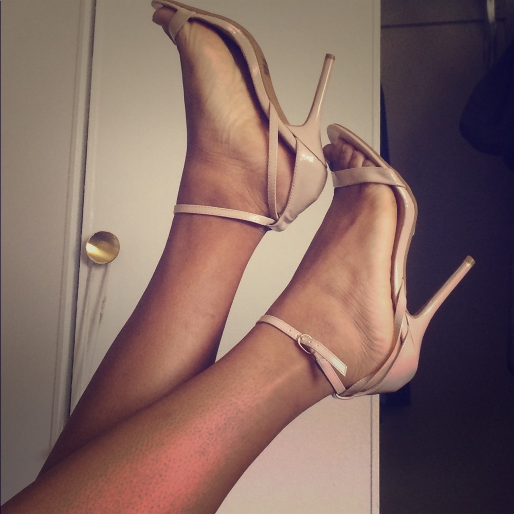 Really Cute Pale Pink Heels