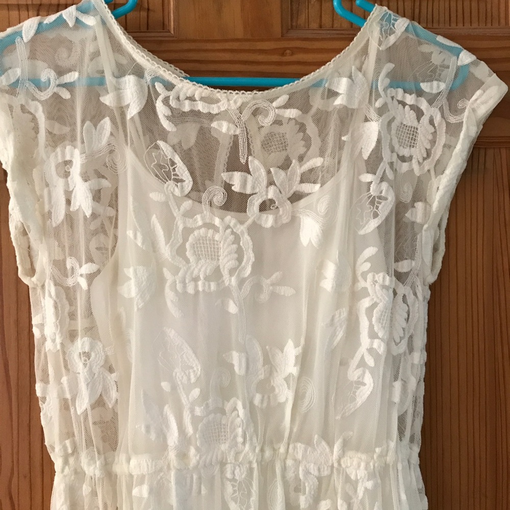 Dress - Picture 2 of 3