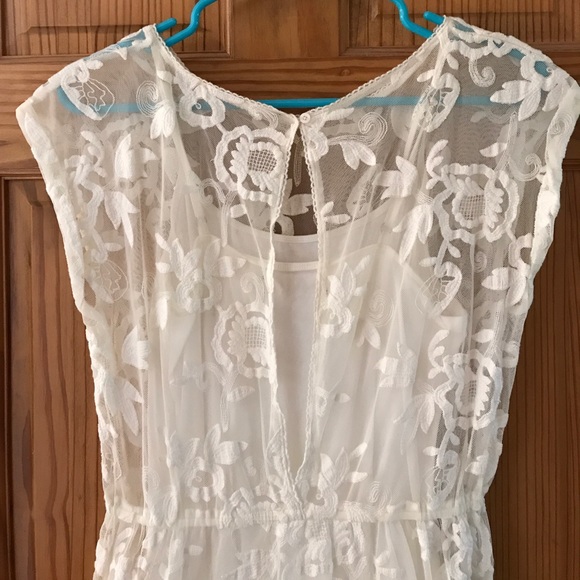 Dress - Picture 3 of 3