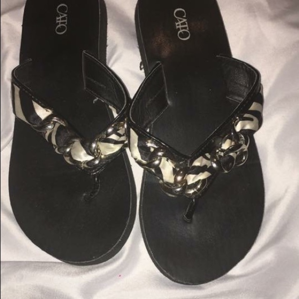 Shoes - Picture 2 of 4