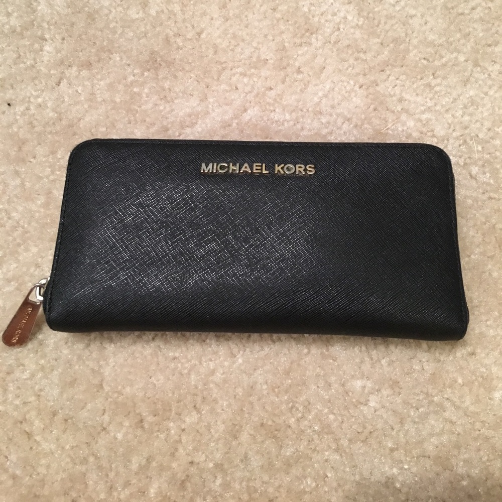 Michael Kors Jet Set wallet