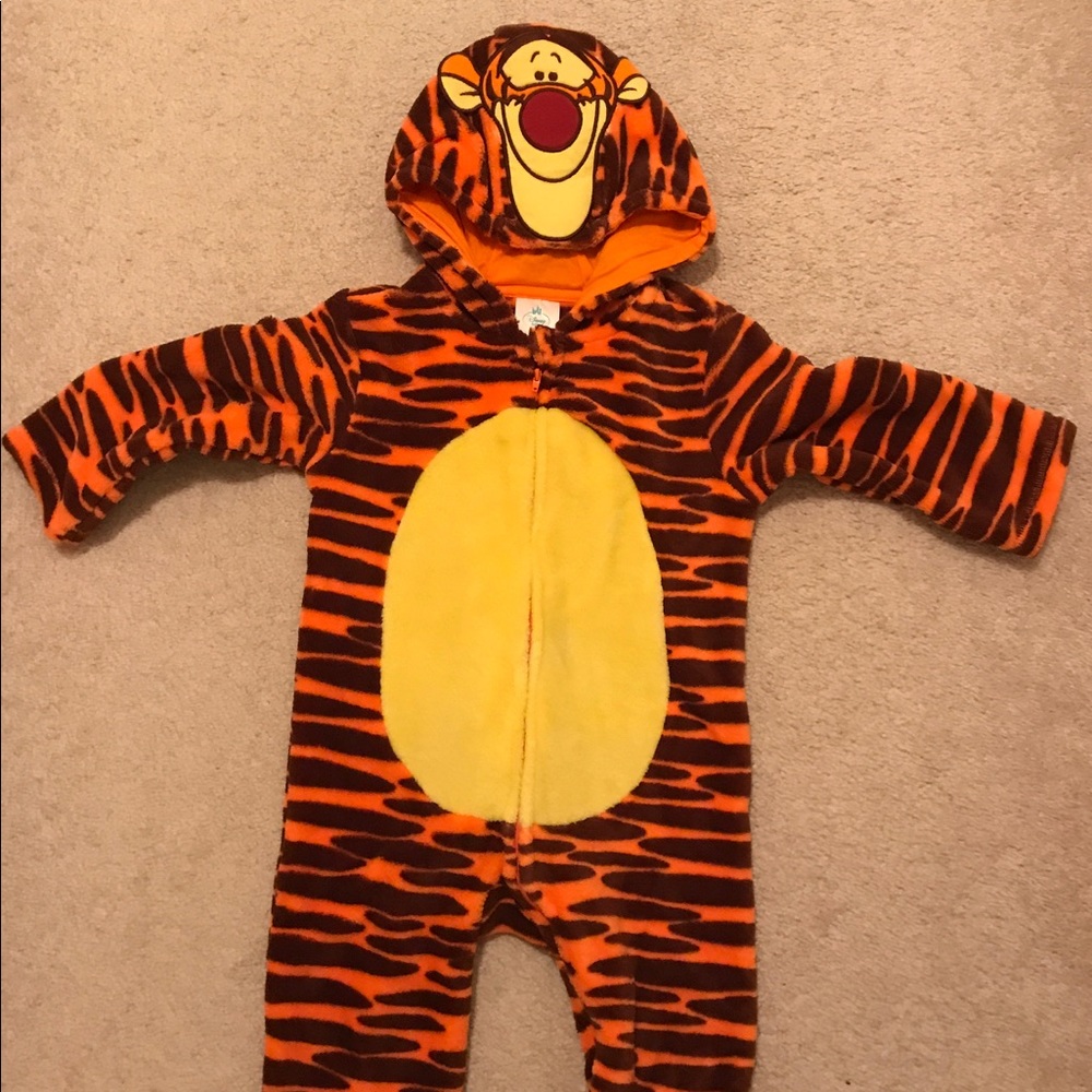 Tiger costume - 18 - 24 months