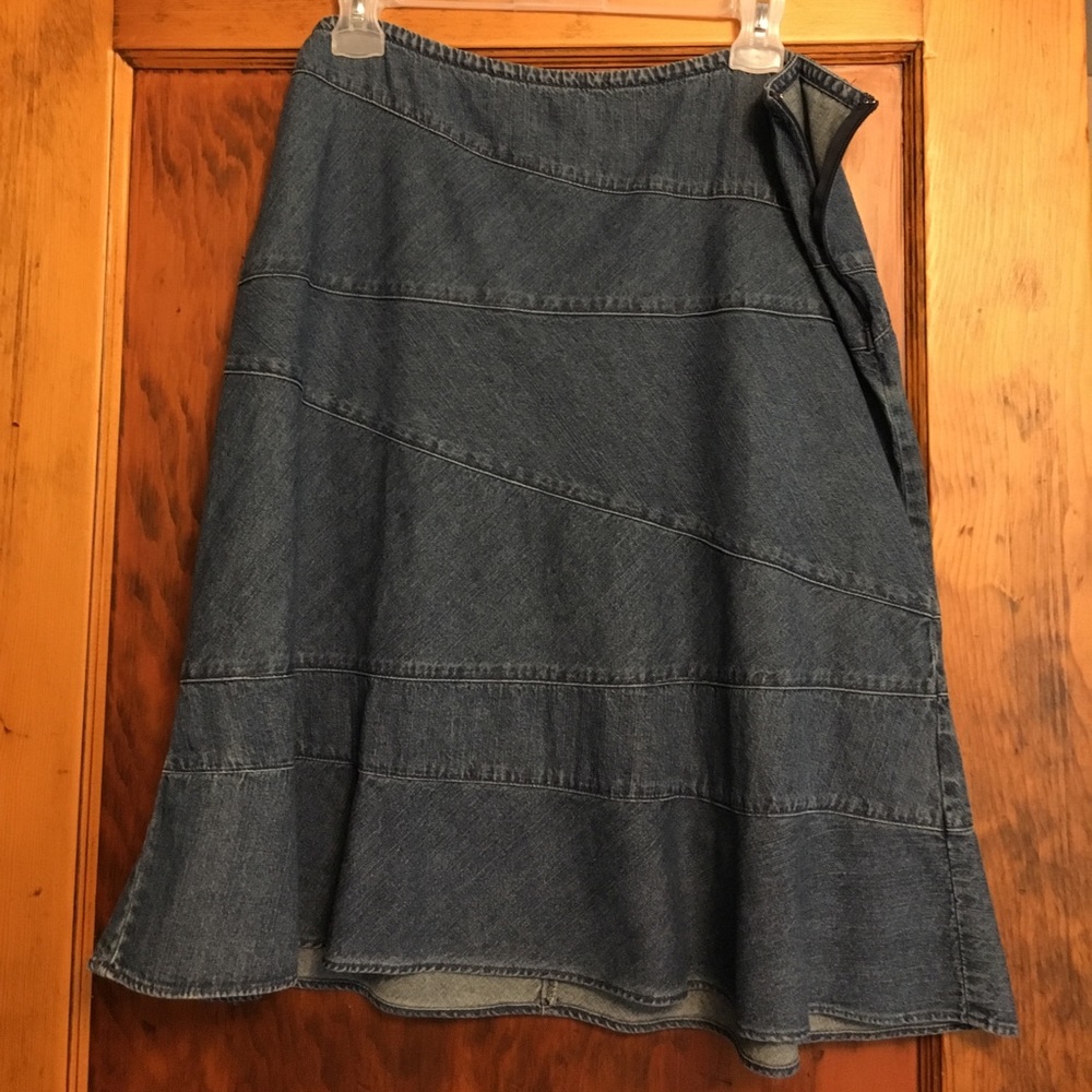 Denim skirt