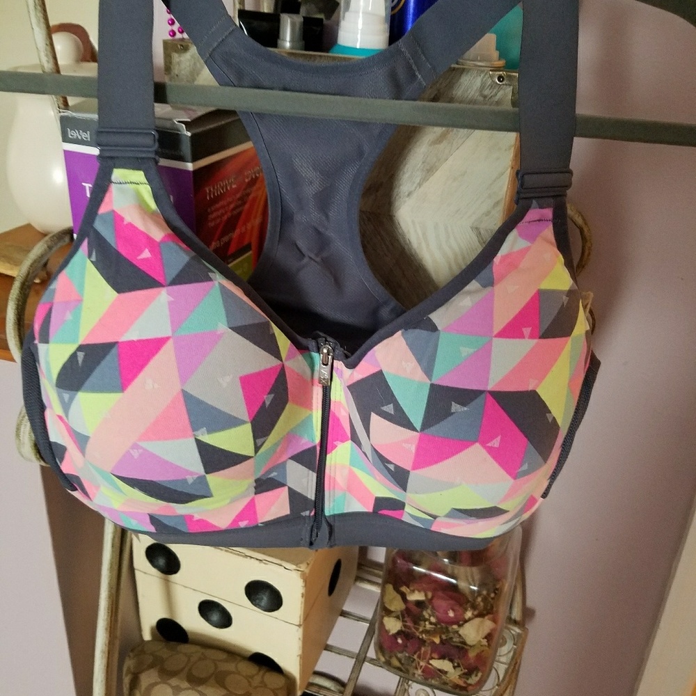 Victoria's secret sports bra