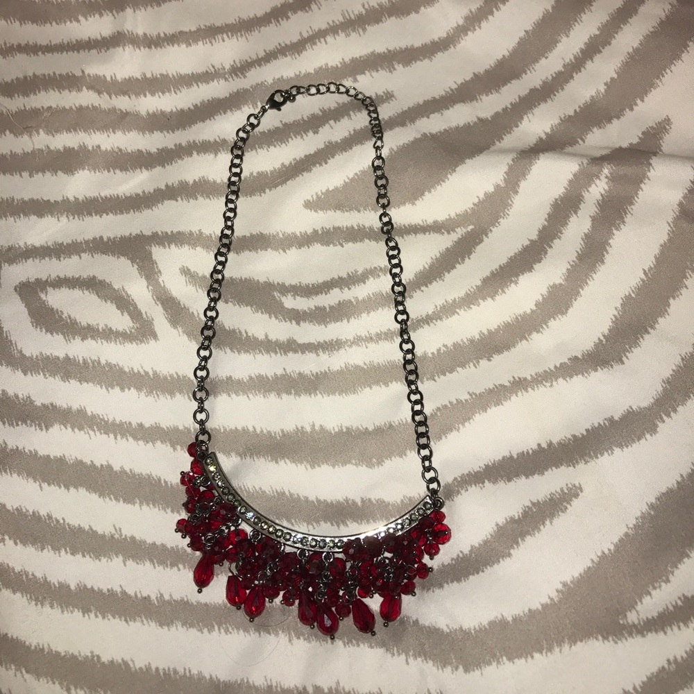 🆕 Black and red jeweled necklace