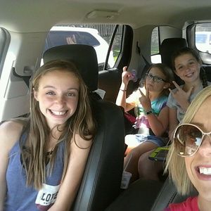 Meet your Posher, Taylor