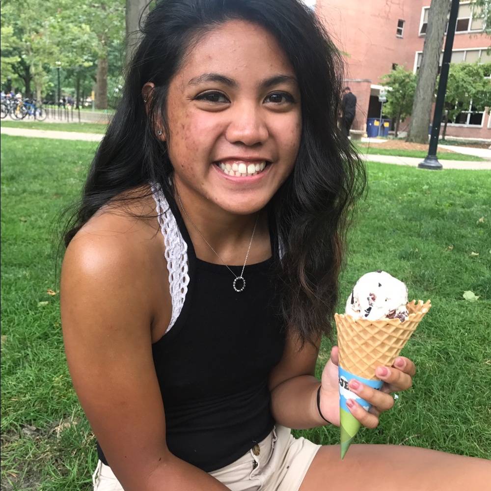 Meet your Posher, Ashley