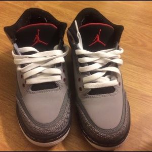 Nike Air Jordans 3 lll Youth size 3.5