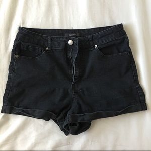 FOREVER 21: Mid/high-rise shorts