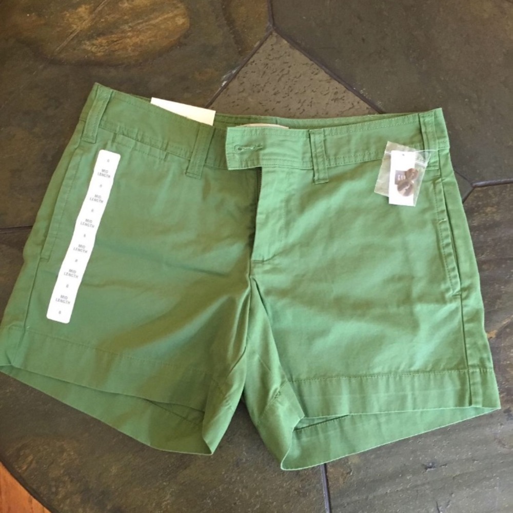 Brand new with tags, Gap size 8 shorts!