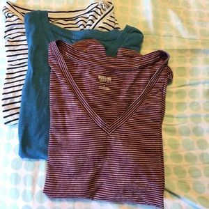 3 pack Mossimo V Necks
