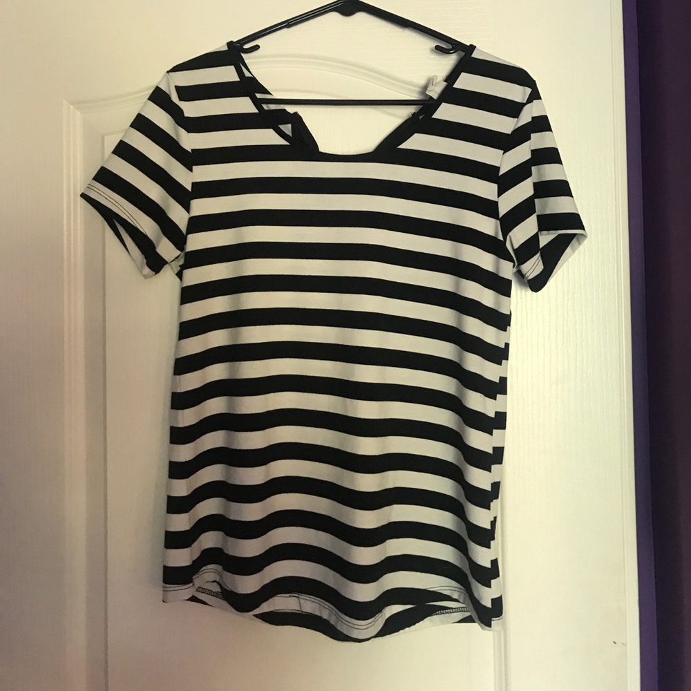 Classy Bow Top