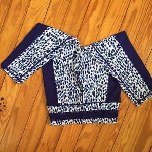 Mono B Size small workout crops