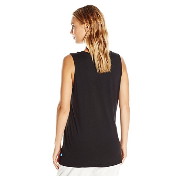 adidas // classic logo tank - Picture 2 of 2