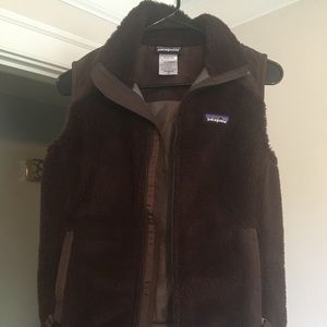 NWOT: W Patagonia Retro-X Vest in Chocolate Brown