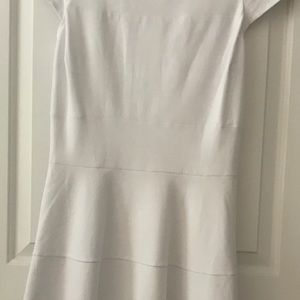 BR Tall white dress