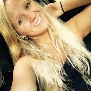 Meet your Posher, Amber