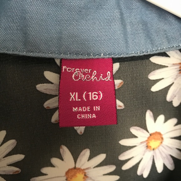 Cropped Blouse - Picture 3 of 7