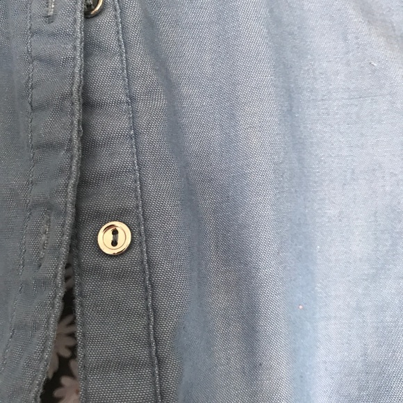 Cropped Blouse - Picture 5 of 7