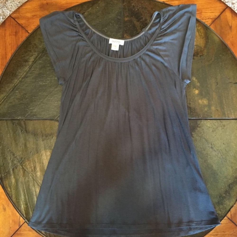 PacSun gray Kirra top!