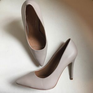 ❌SOLD❌Chinese Laundry | Taupe heels | pumps