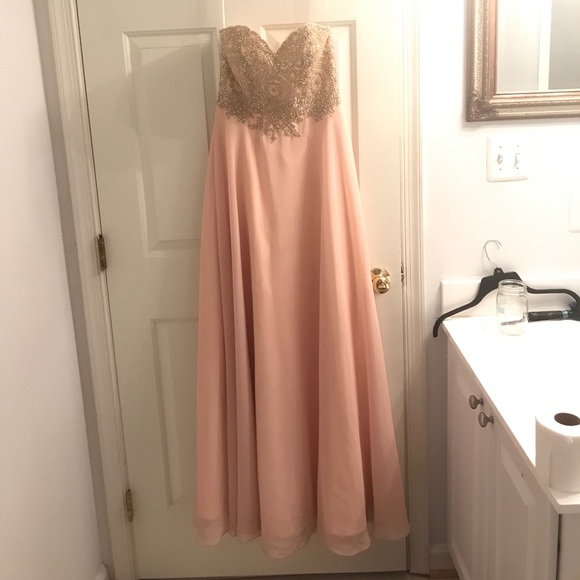 Prom/Formal Dress - Picture 2 of 2