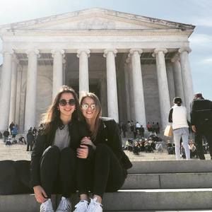 Meet your Posher, Nina