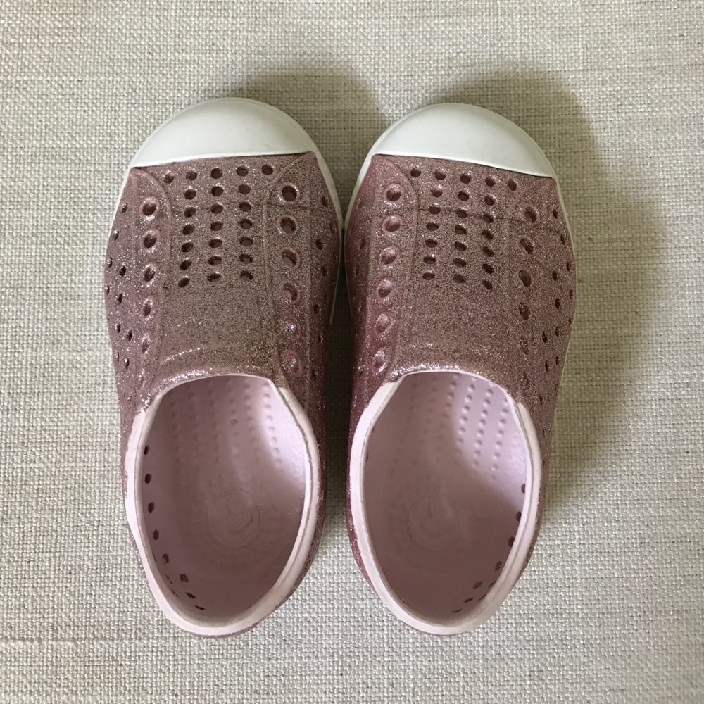 Pink glitter Natives