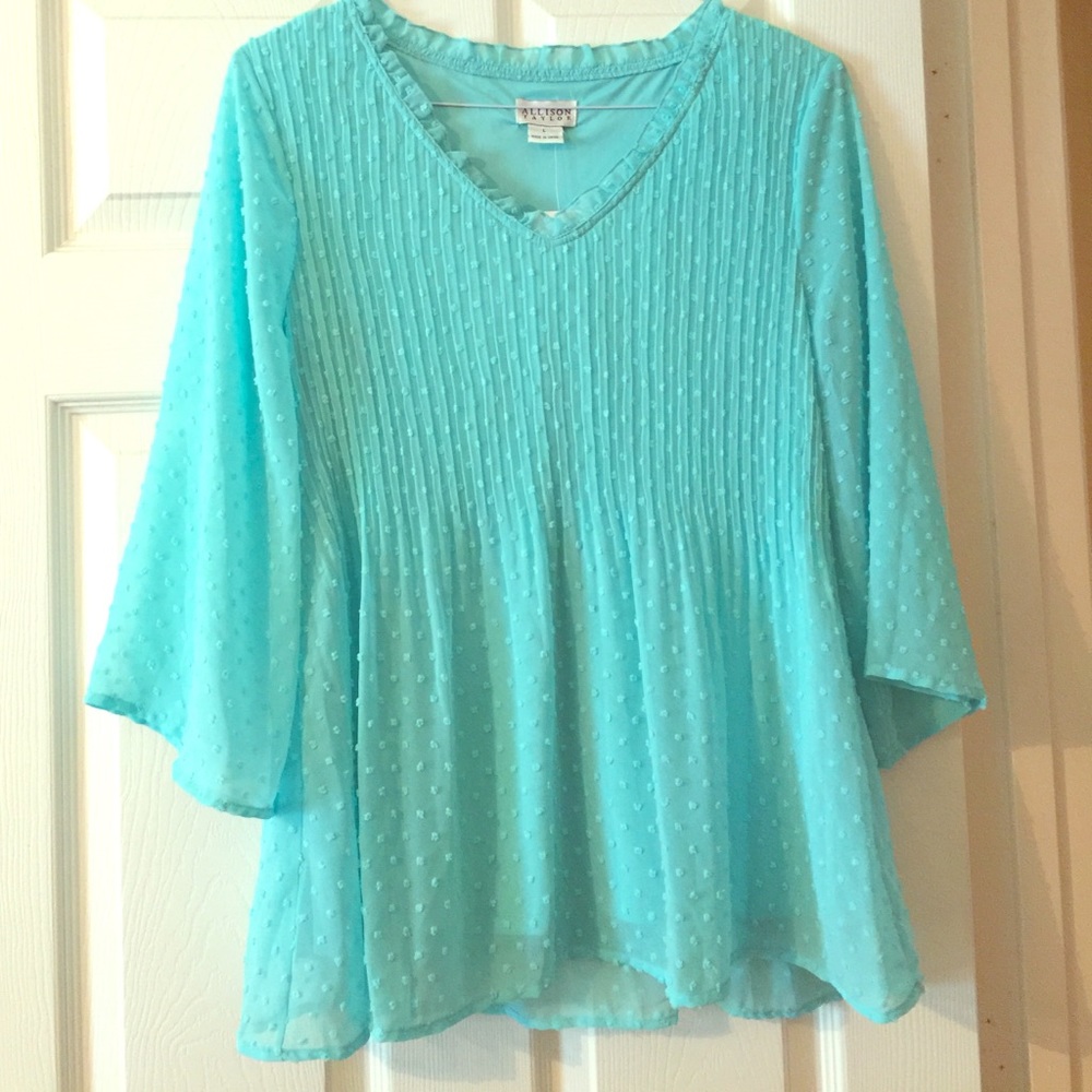 Allison Taylor top
