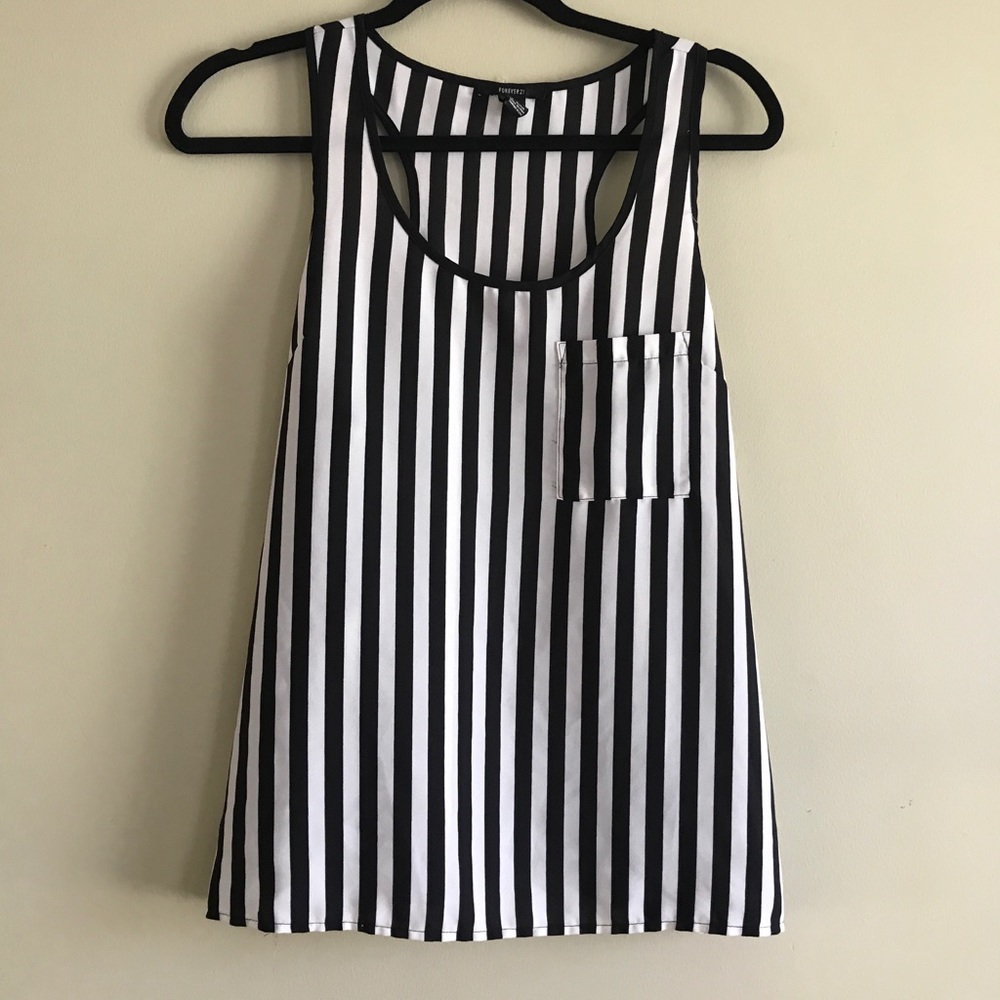 Forever 21 tank