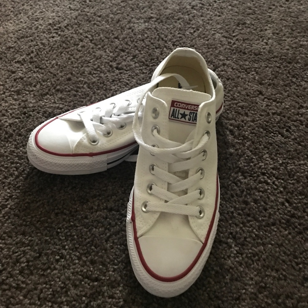 White low top converse